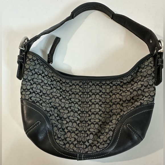 👜 Coach Black Logo Shoulder Purse 🖤 - Picture 2 of 12